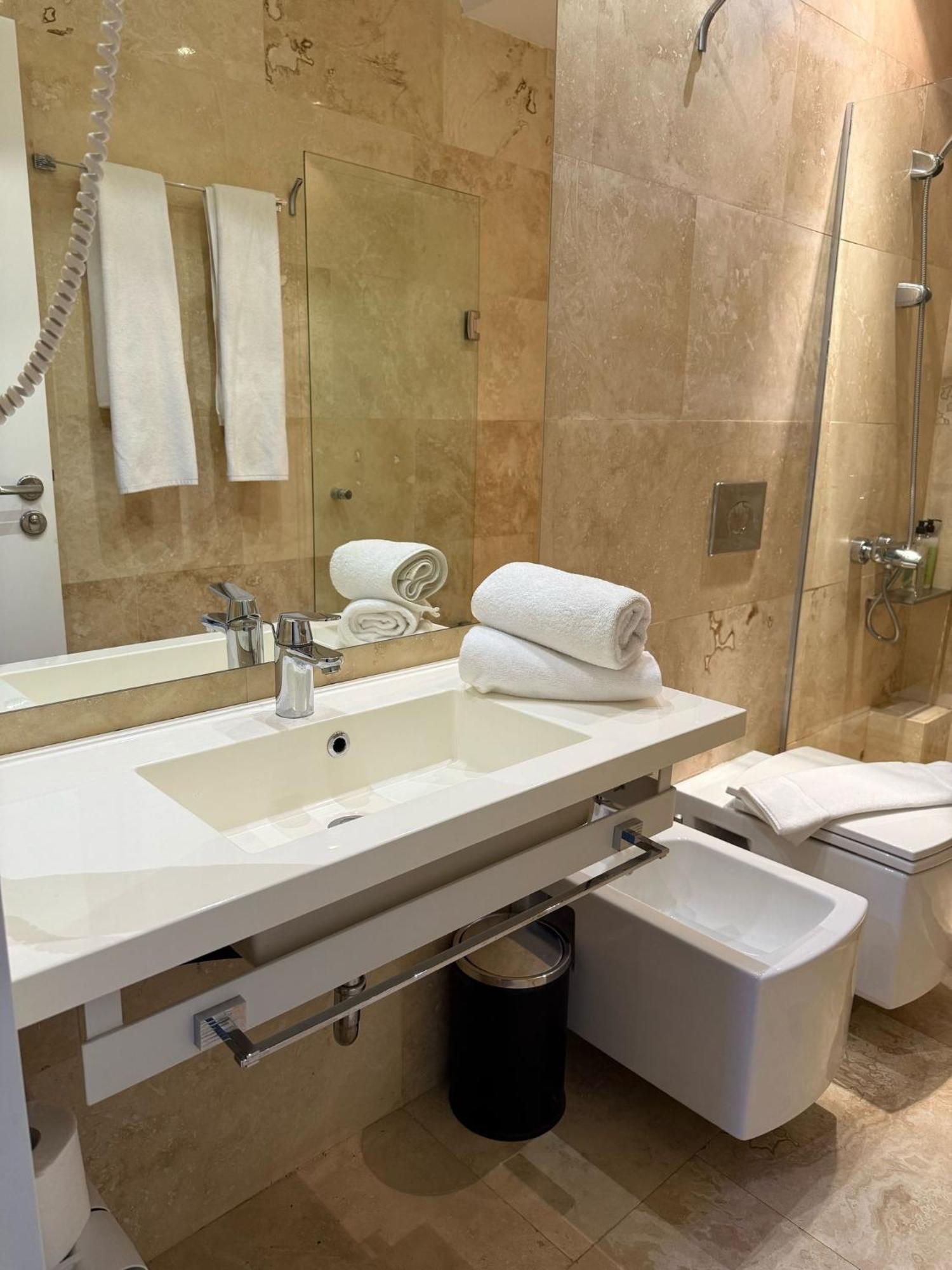 Boutique Hotel Kanyon โซเฟีย ภายนอก รูปภาพ